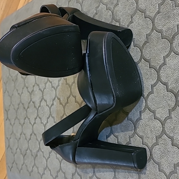 5" chunky heels - Picture 4 of 4